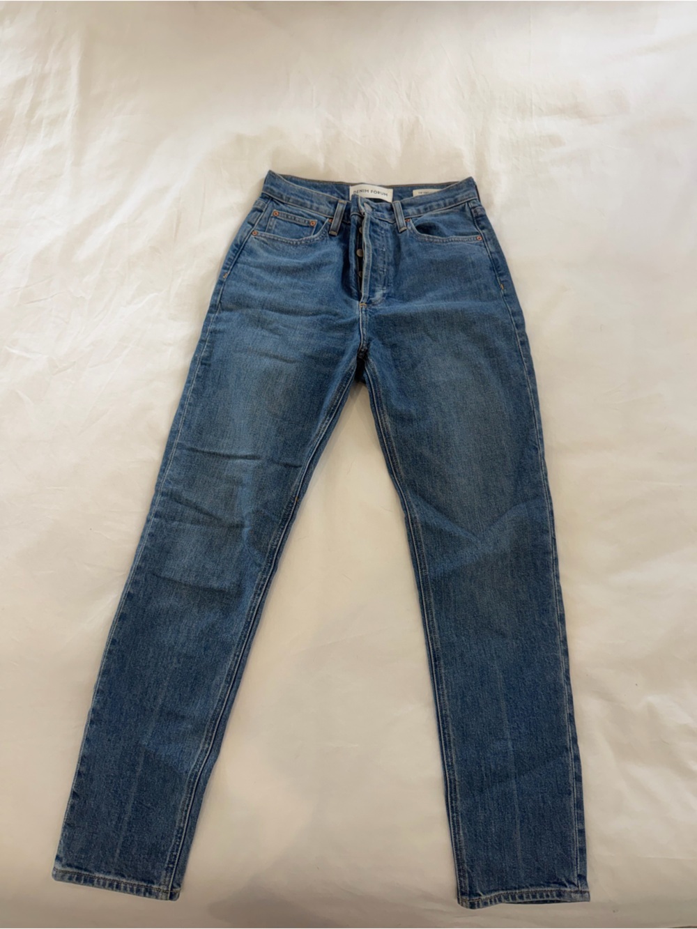 Denim Forum Slim Skinny Jeans in Medium Blue Wash